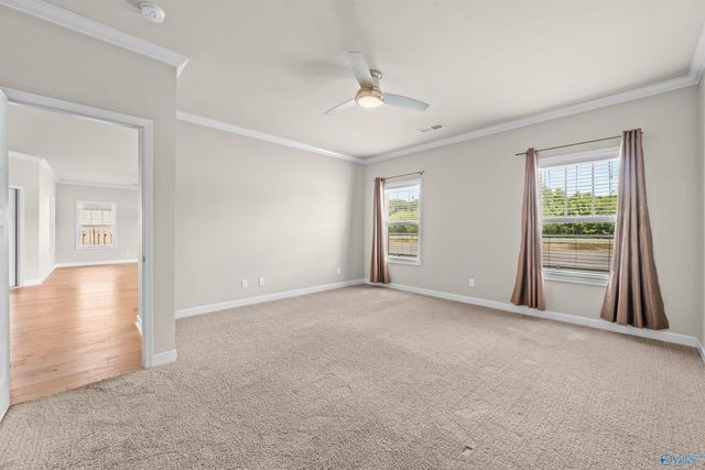 3013 Mallard Point Drive SE, Owens Cross Roads, AL 35763