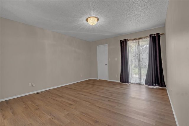 11435 S Douglas Avenue, Jenks, OK 74037