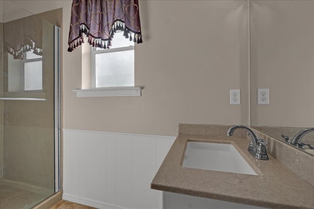 11435 S Douglas Avenue, Jenks, OK 74037