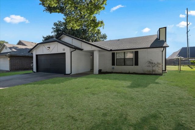 11435 S Douglas Avenue, Jenks, OK 74037