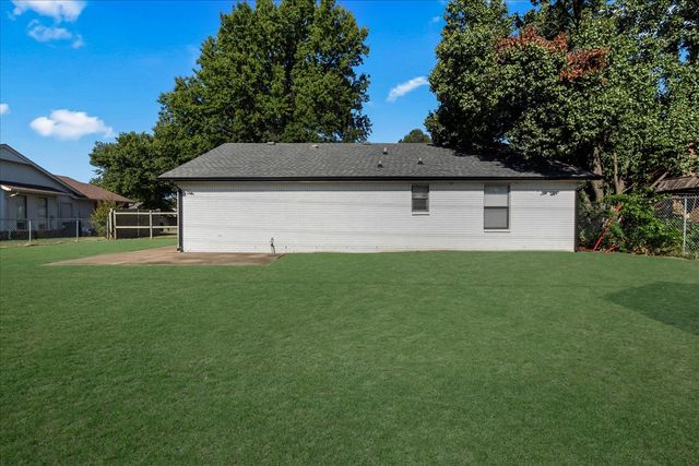 11435 S Douglas Avenue, Jenks, OK 74037