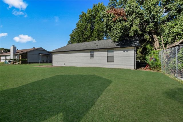 11435 S Douglas Avenue, Jenks, OK 74037