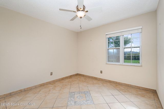 1233 Lamplighter Drive NW, Palm Bay, FL 32907