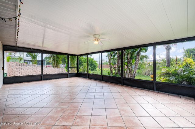 1233 Lamplighter Drive NW, Palm Bay, FL 32907