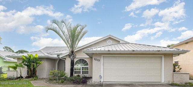 1233 Lamplighter Drive NW, Palm Bay, FL 32907
