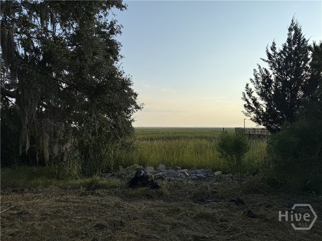 212 Fish Hawk Lane, Savannah, GA 31410