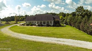 4128 Potato Farm Rd, Crossville, TN 38571