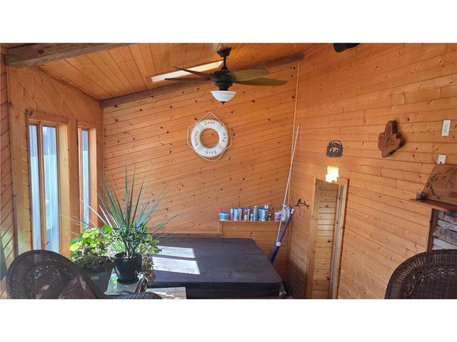 722 Pine Street, Hudson, WI 54016