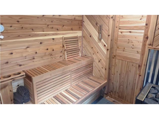 722 Pine Street, Hudson, WI 54016