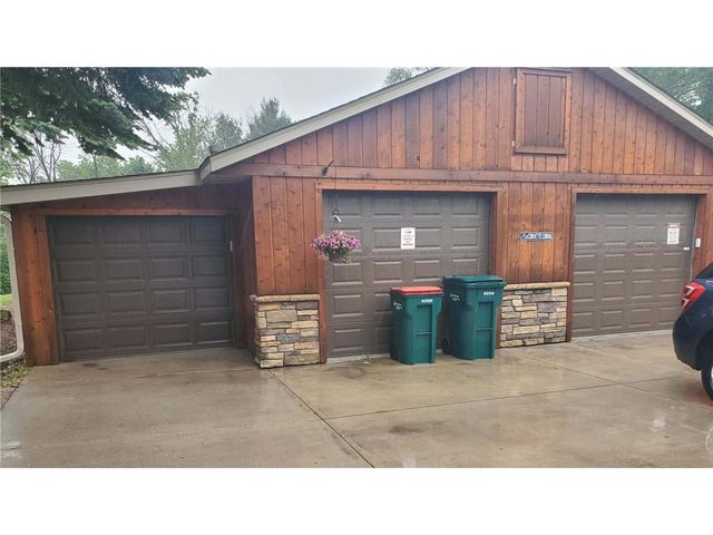 722 Pine Street, Hudson, WI 54016