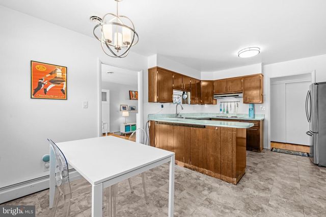 6831 RIDGE RD, Marriottsville, MD 21104