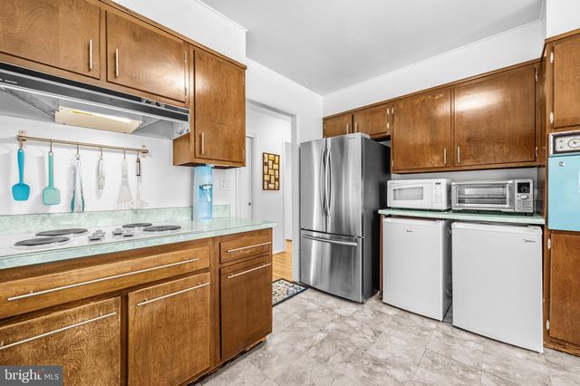6831 RIDGE RD, Marriottsville, MD 21104