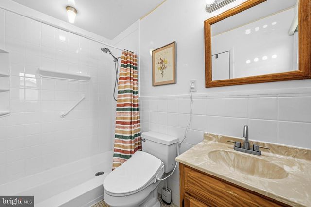 6831 RIDGE RD, Marriottsville, MD 21104