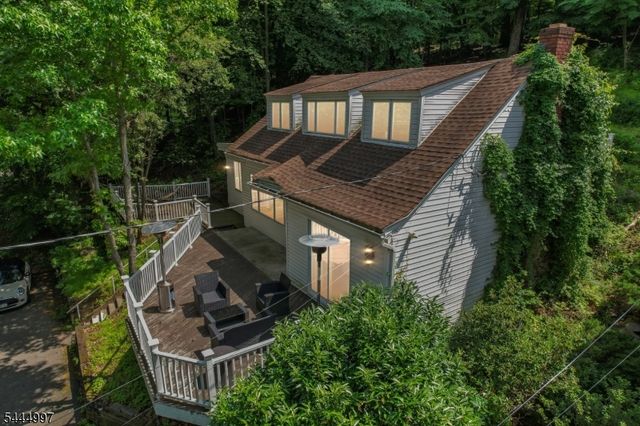 157 W Lindsley Rd, Cedar Grove Twp., NJ 07009