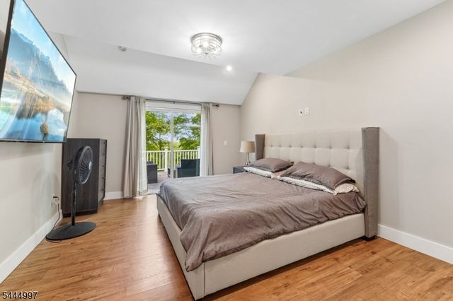 157 W Lindsley Rd, Cedar Grove Twp., NJ 07009