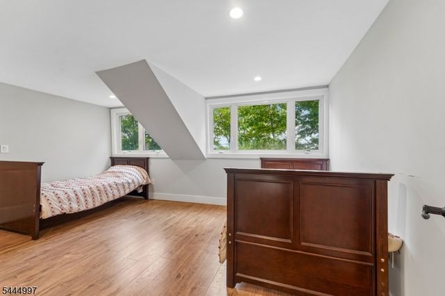 157 W Lindsley Rd, Cedar Grove Twp., NJ 07009