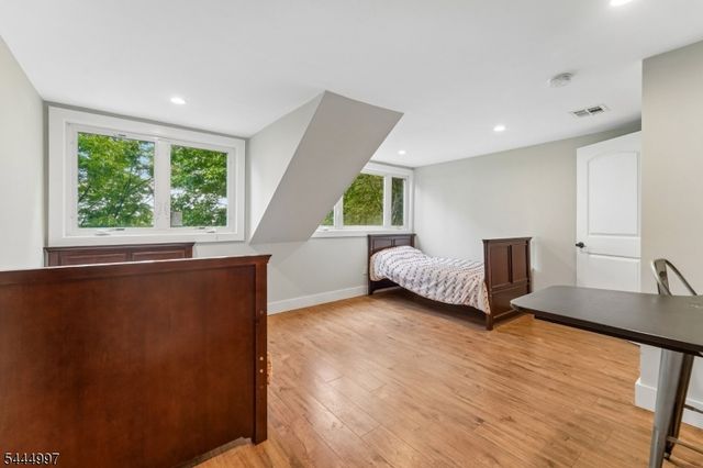 157 W Lindsley Rd, Cedar Grove Twp., NJ 07009