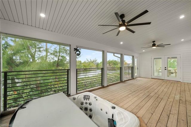 9455 Coventry CT, Sanibel, FL 33957