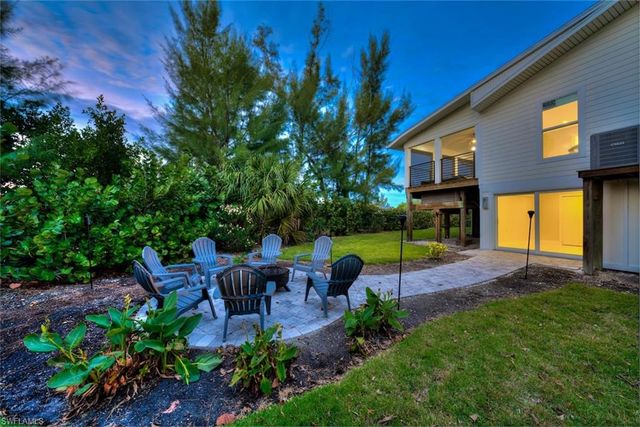 9455 Coventry CT, Sanibel, FL 33957