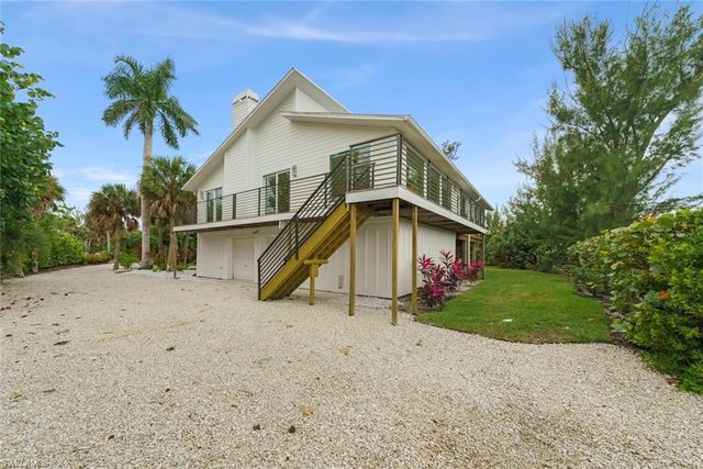9455 Coventry CT, Sanibel, FL 33957