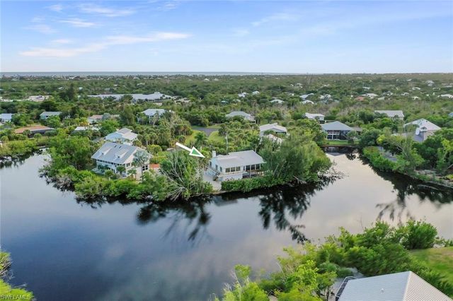 9455 Coventry CT, Sanibel, FL 33957