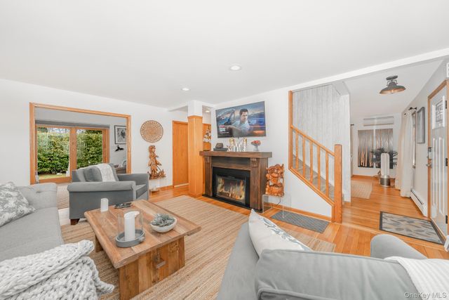 2420 Willow Street, Wantagh, NY 11793