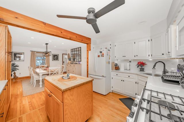 2420 Willow Street, Wantagh, NY 11793