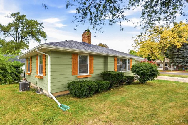 1 Chippewa Court, Saginaw, MI 48602
