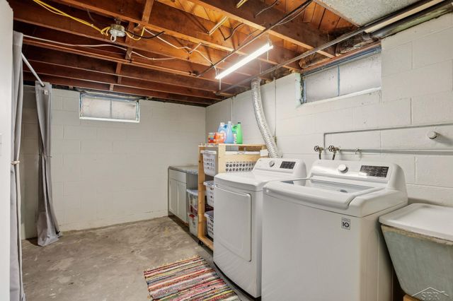 1 Chippewa Court, Saginaw, MI 48602