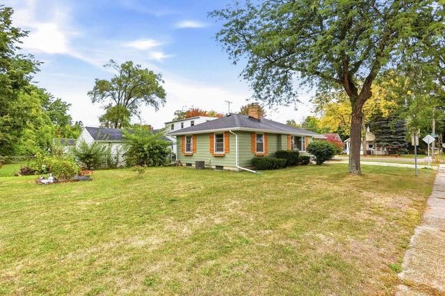 1 Chippewa Court, Saginaw, MI 48602