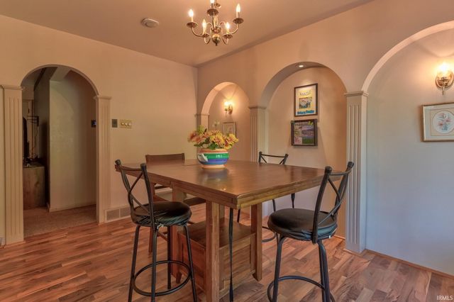 5224 Westlake Drive, Evansville, IN 47712