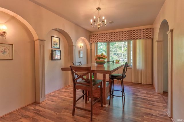 5224 Westlake Drive, Evansville, IN 47712