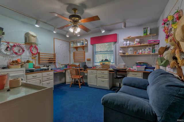 5224 Westlake Drive, Evansville, IN 47712