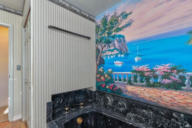 5224 Westlake Drive, Evansville, IN 47712