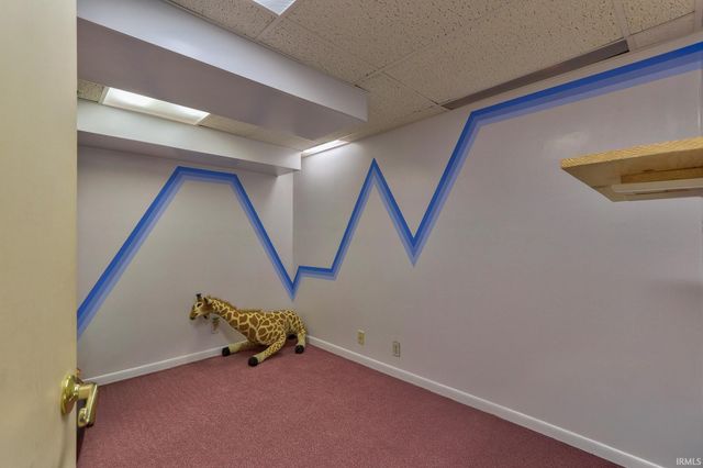 5224 Westlake Drive, Evansville, IN 47712