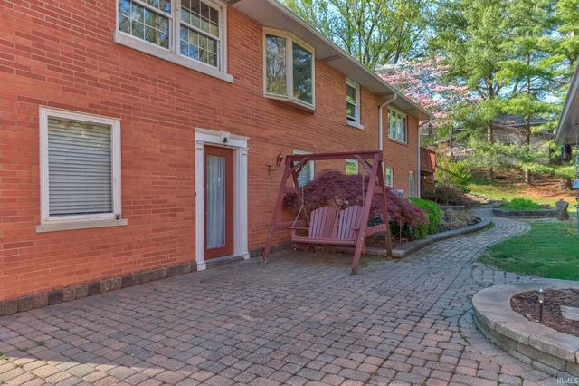 5224 Westlake Drive, Evansville, IN 47712