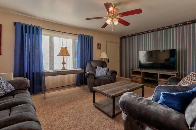 5224 Westlake Drive, Evansville, IN 47712