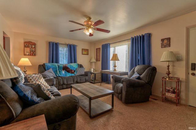 5224 Westlake Drive, Evansville, IN 47712