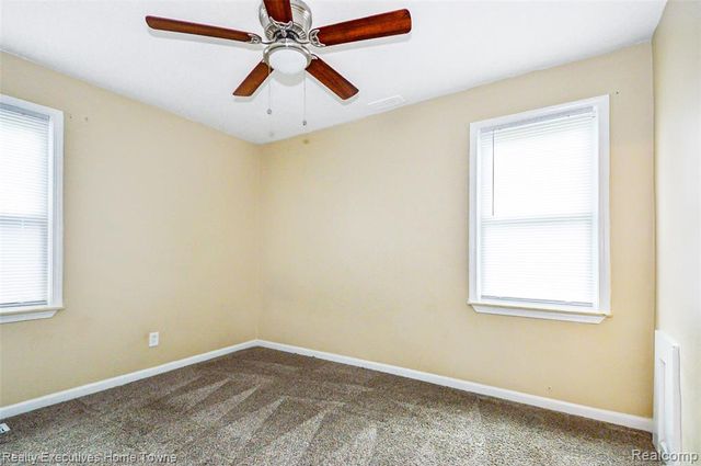 34441 Harroun Street, Wayne, MI 48184