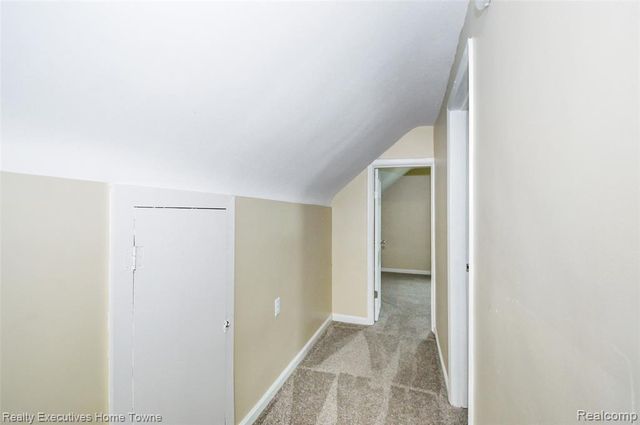 34441 Harroun Street, Wayne, MI 48184