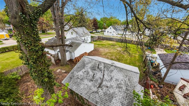 34441 Harroun Street, Wayne, MI 48184