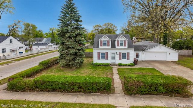 34441 Harroun Street, Wayne, MI 48184