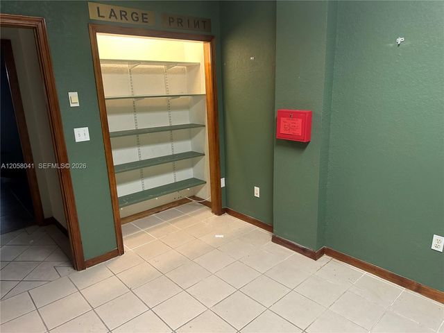 257 N Krome Ave, Homestead, FL 33030