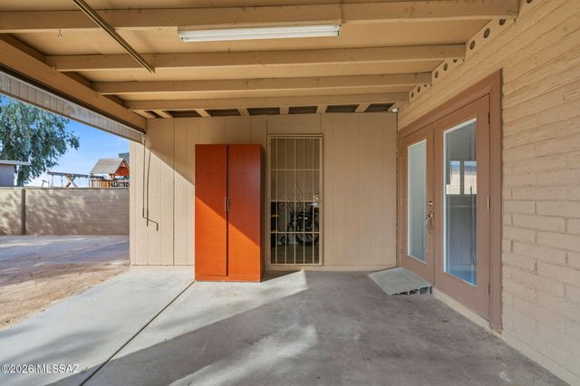 4690 S Stewart Avenue, Tucson, AZ 85714