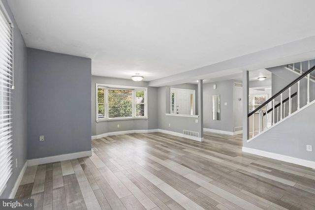 74 SOLDIERS SQ, Chesterbrook, PA 19087