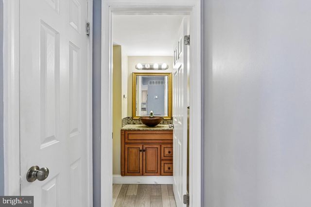 74 SOLDIERS SQ, Chesterbrook, PA 19087