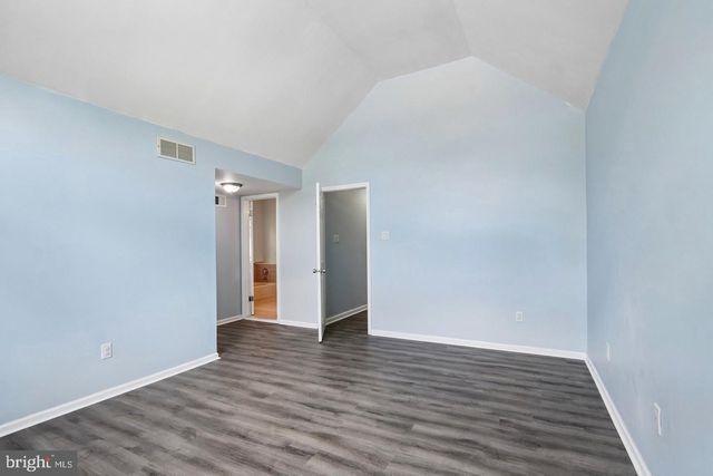 74 SOLDIERS SQ, Chesterbrook, PA 19087