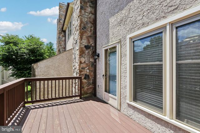 74 SOLDIERS SQ, Chesterbrook, PA 19087