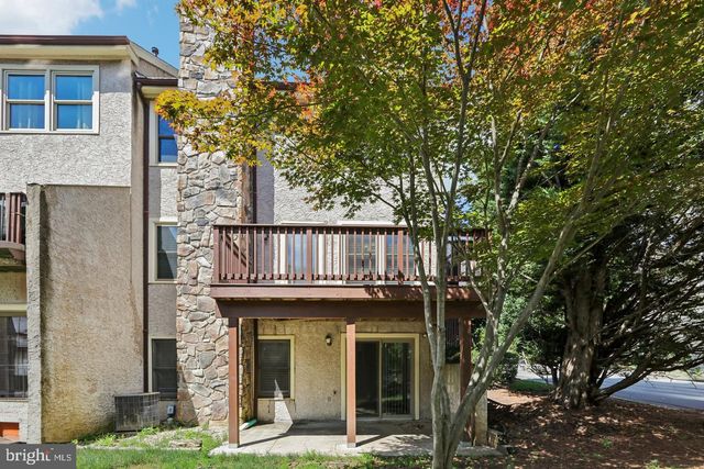 74 SOLDIERS SQ, Chesterbrook, PA 19087