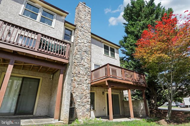 74 SOLDIERS SQ, Chesterbrook, PA 19087